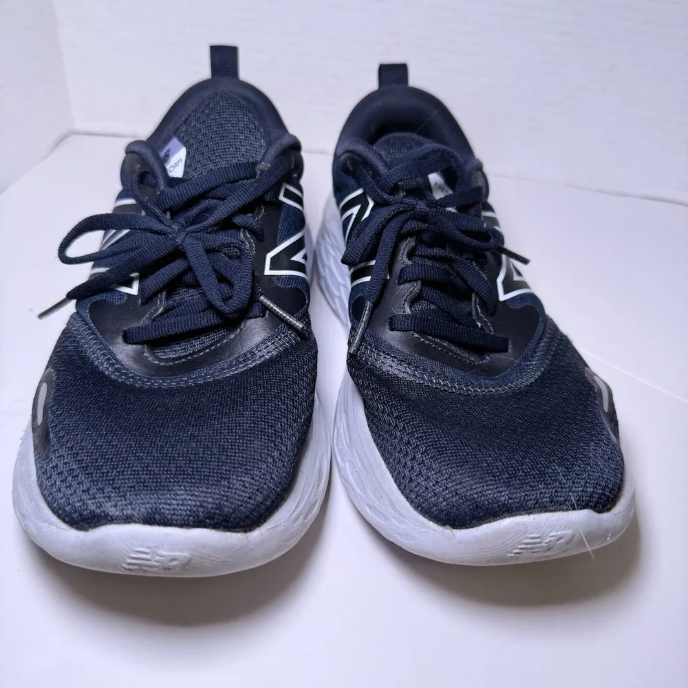 New Balance Women 's Eclipse/Magnetic Blue Running Shoe Fresh Foam Sz 8 WLTOLB1